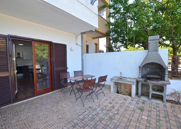 Apartment La Luna With Parking